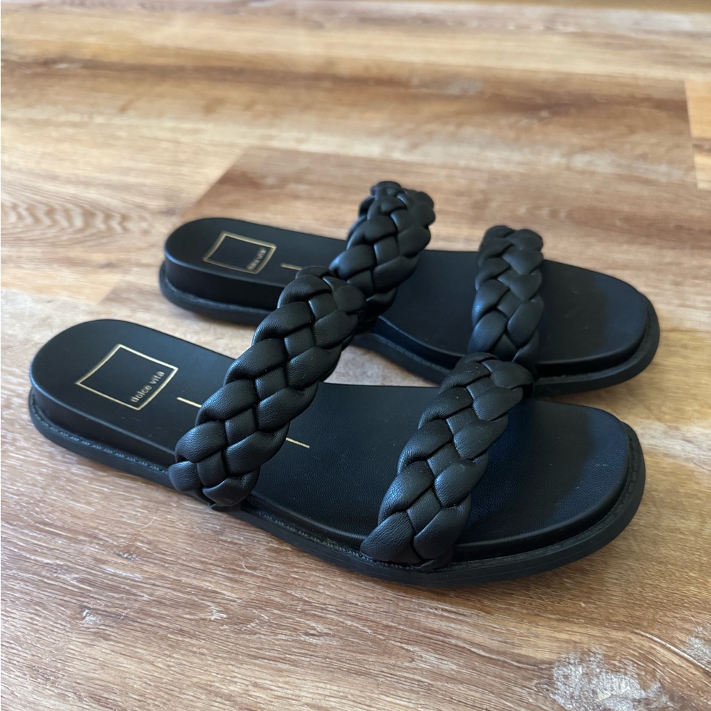 Black Dolce Vita Sandals - Like New